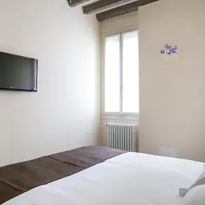 rialto-suite-1602.hotelinveneto.com/